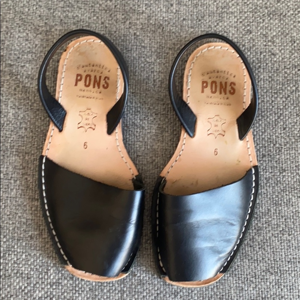 Barely worn Pons